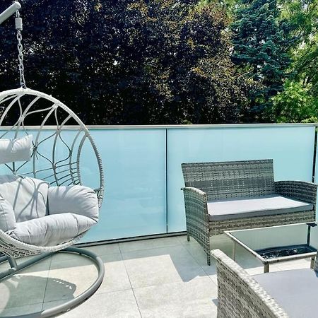 Rooftop Apartment With Balcony & Free Parking 비엔나 외부 사진